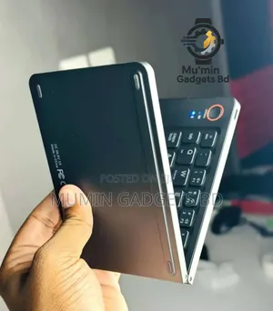 Photo - Foldable Keyboard