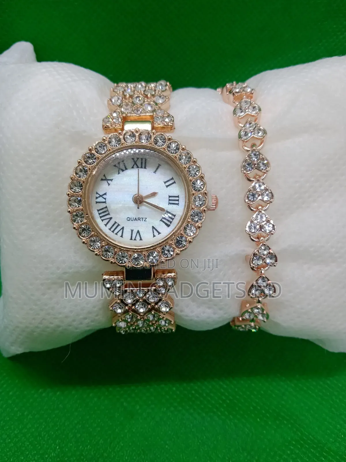 Ladies Premium Watch With Bracelet