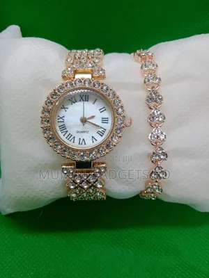 Ladies Premium Watch With Bracelet
