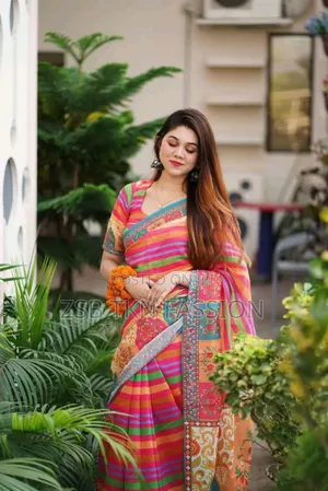 Baisakhi Saree With Blouse Piece Free