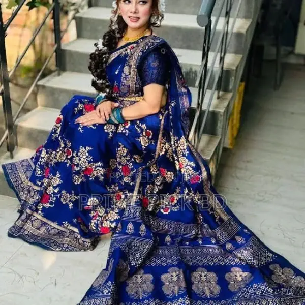 Premium Dhupian Silk Sharee With Blouse Piece