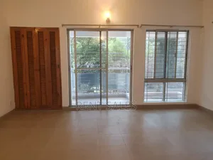Photo - 3bdrm Apartment in Gulshan for rent