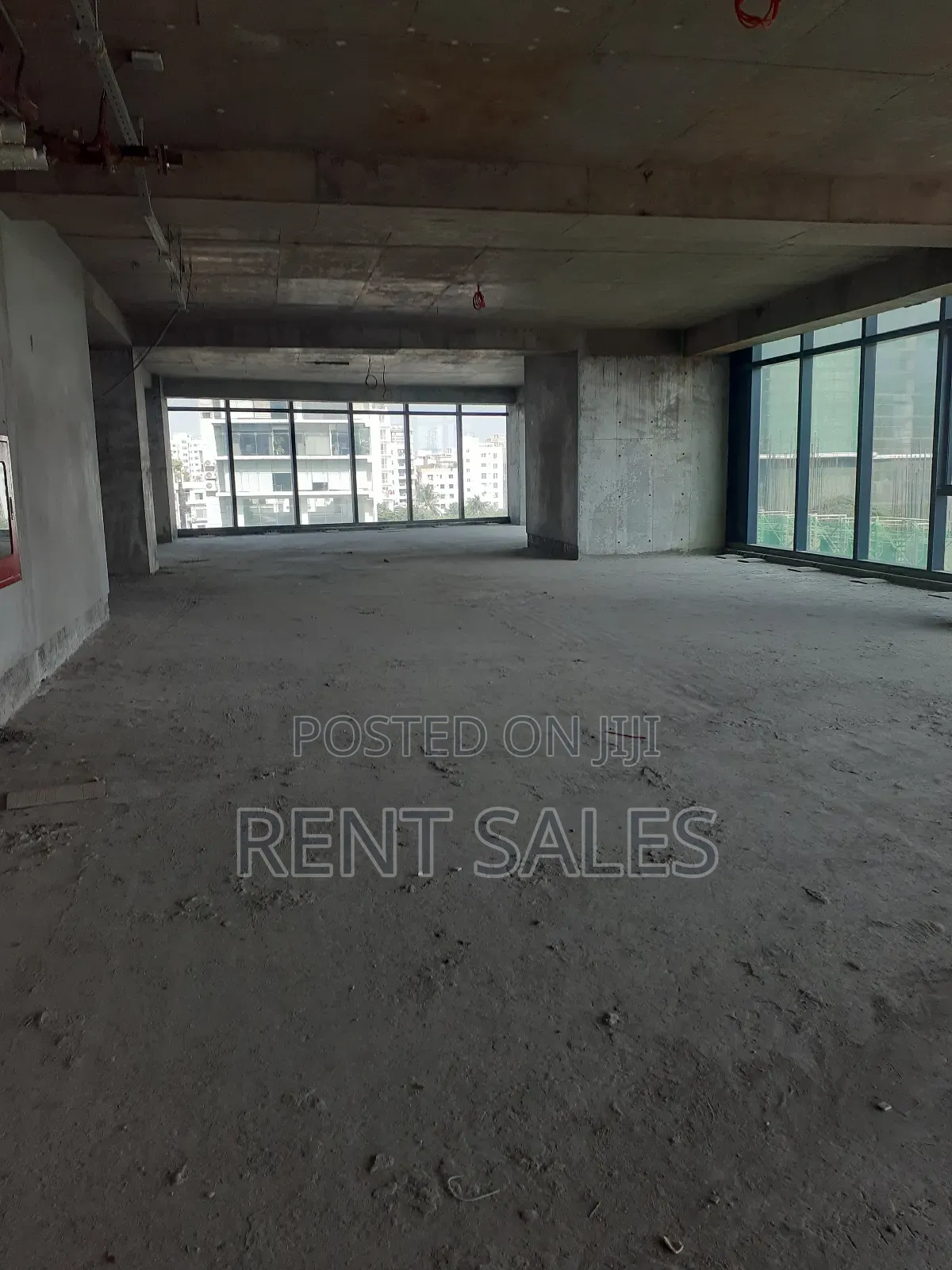 100% Commercial 8000 SQFT for Rent in Gulshan-2 Circle