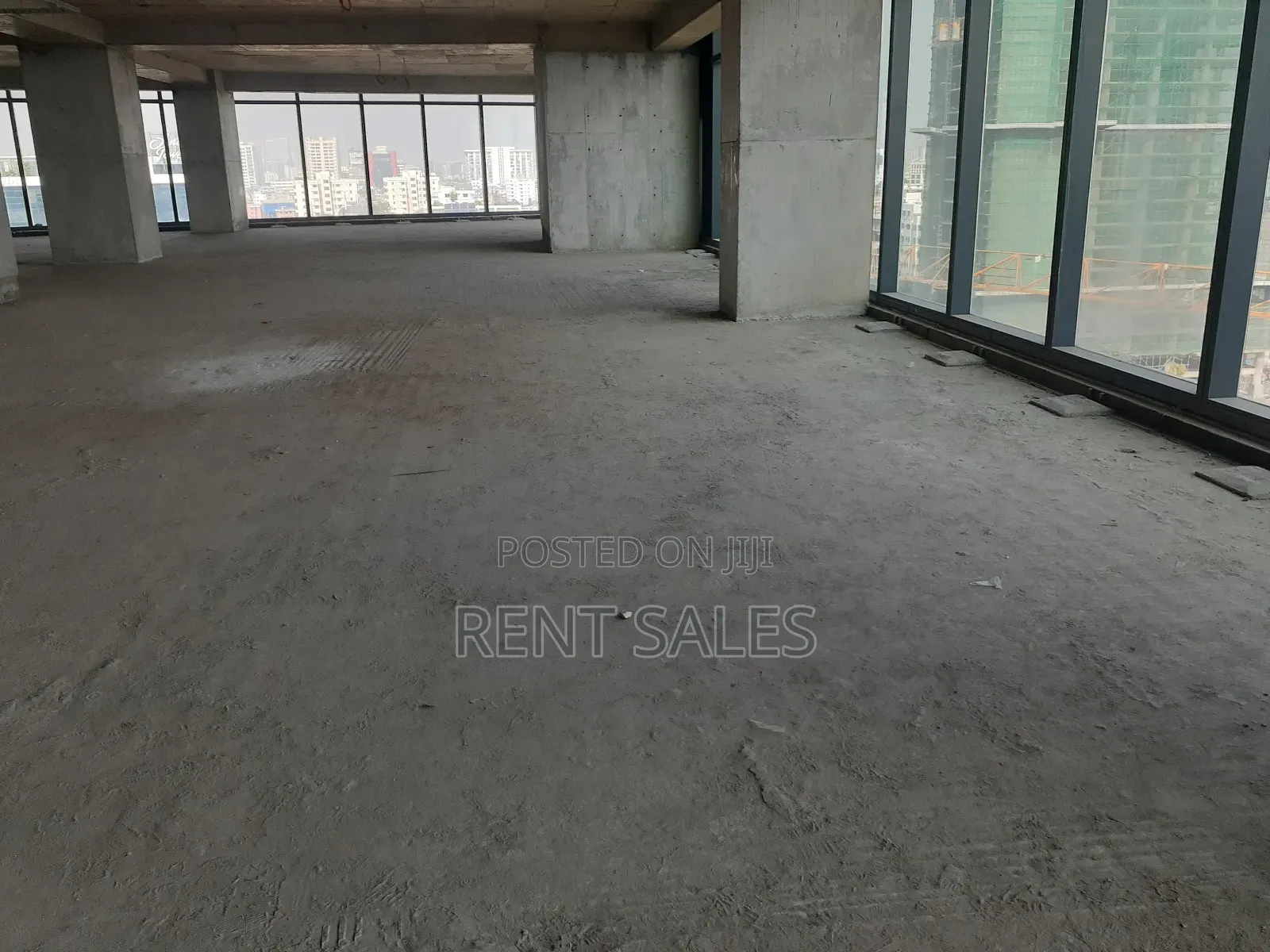 100% Commercial 8000 SQFT for Rent in Gulshan-2 Circle