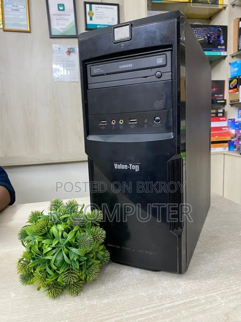 PC/8GB RAM/500GB HDD 2GB Graphic/Intel Core i3 3rd Gen