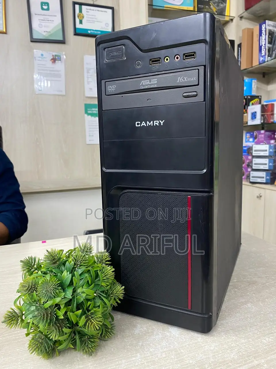 Intel Core I3 (2nd Gen_ram 4gb DDR-3_500gb Hdd_graphic 2g