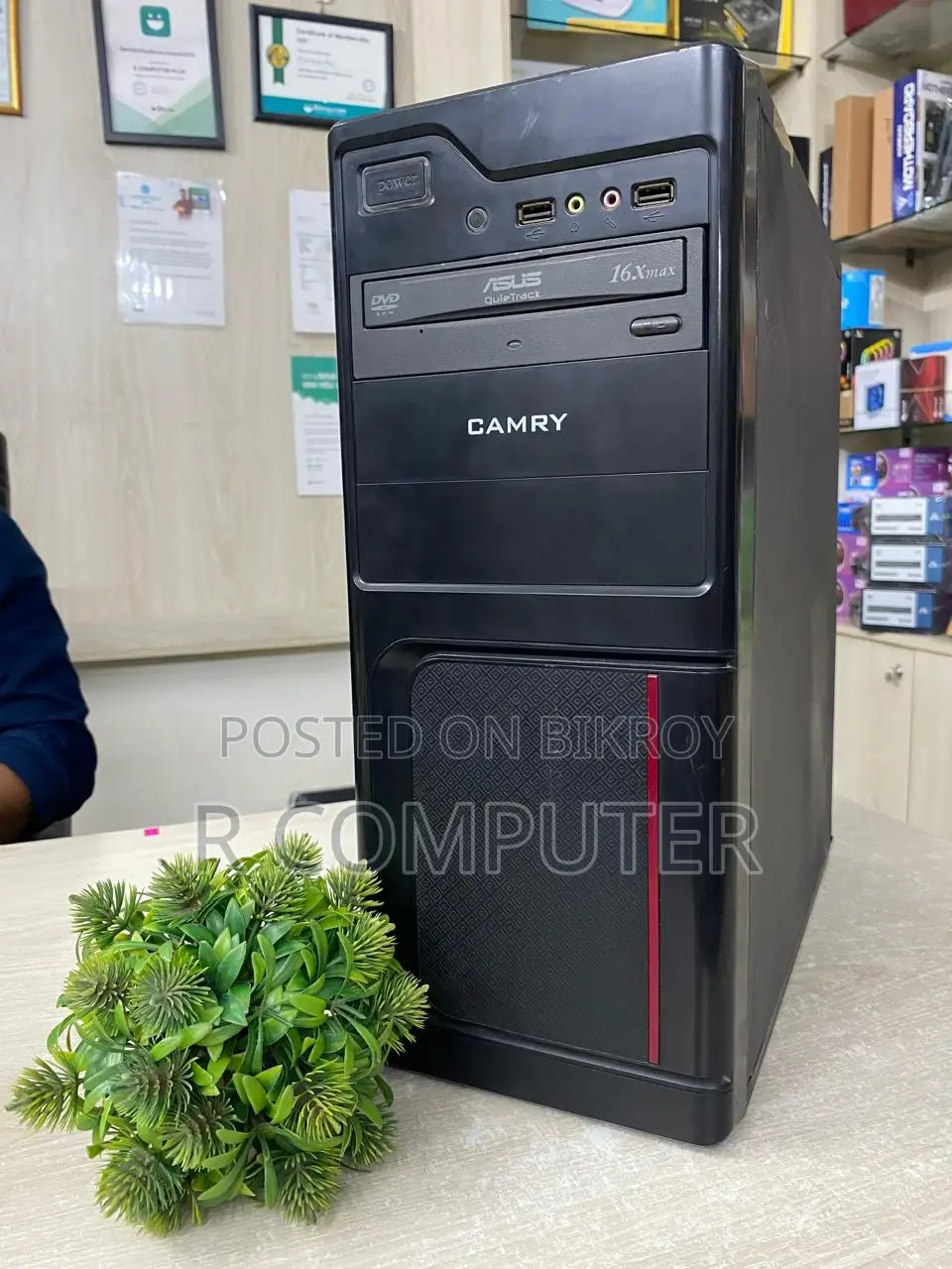 Intel Core i3 (2nd Gen_RAM 4GB DDR-3_500GB HDD_Graphic 2GB)