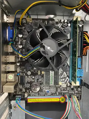 Intel Core I3 (2nd Gen_ram 4gb DDR-3_500gb Hdd_graphic 2g