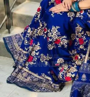 Dhupian Silk Sharee With Blouse Piece