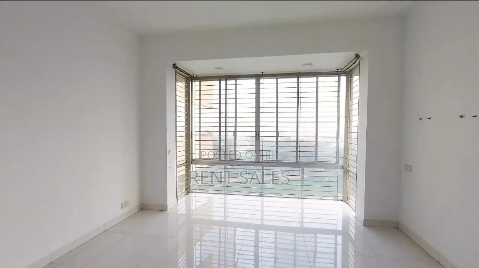 4bdrm Duplex in Gulshan for rent
