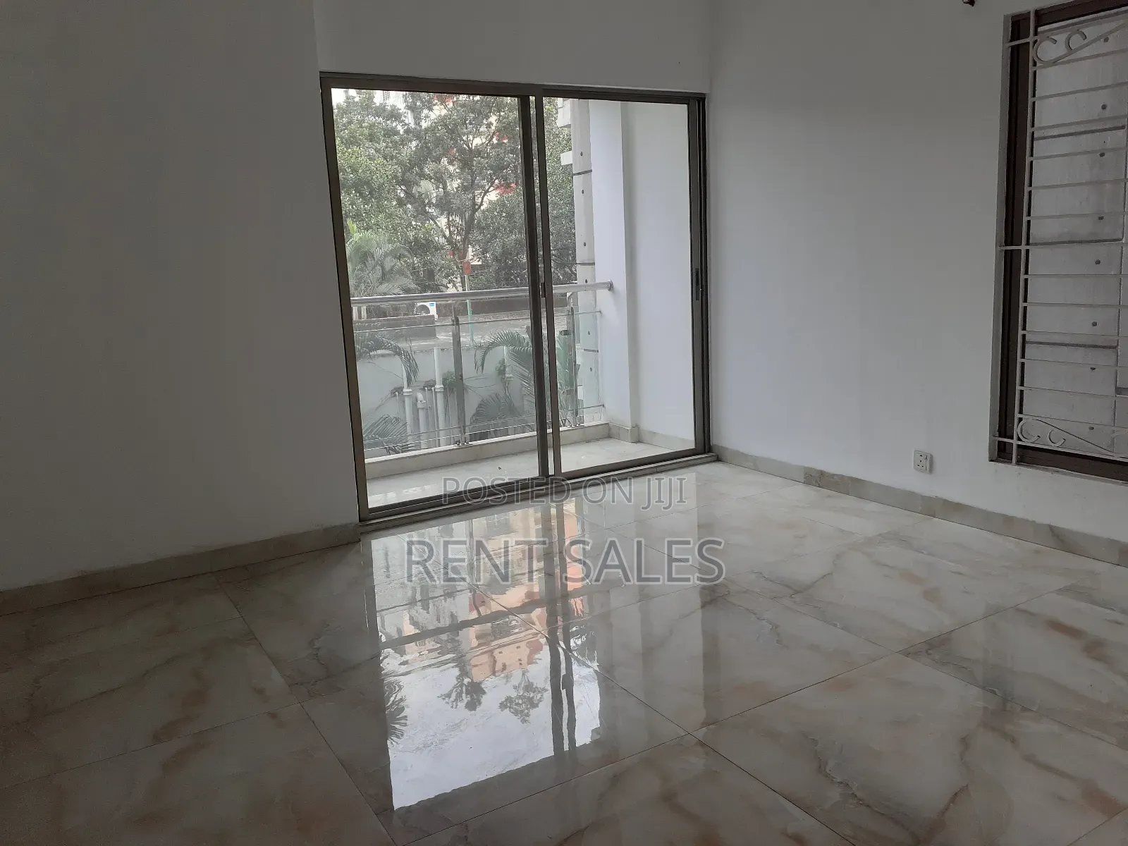 3 Floor Office for Rent This Building in Gulshan-2
