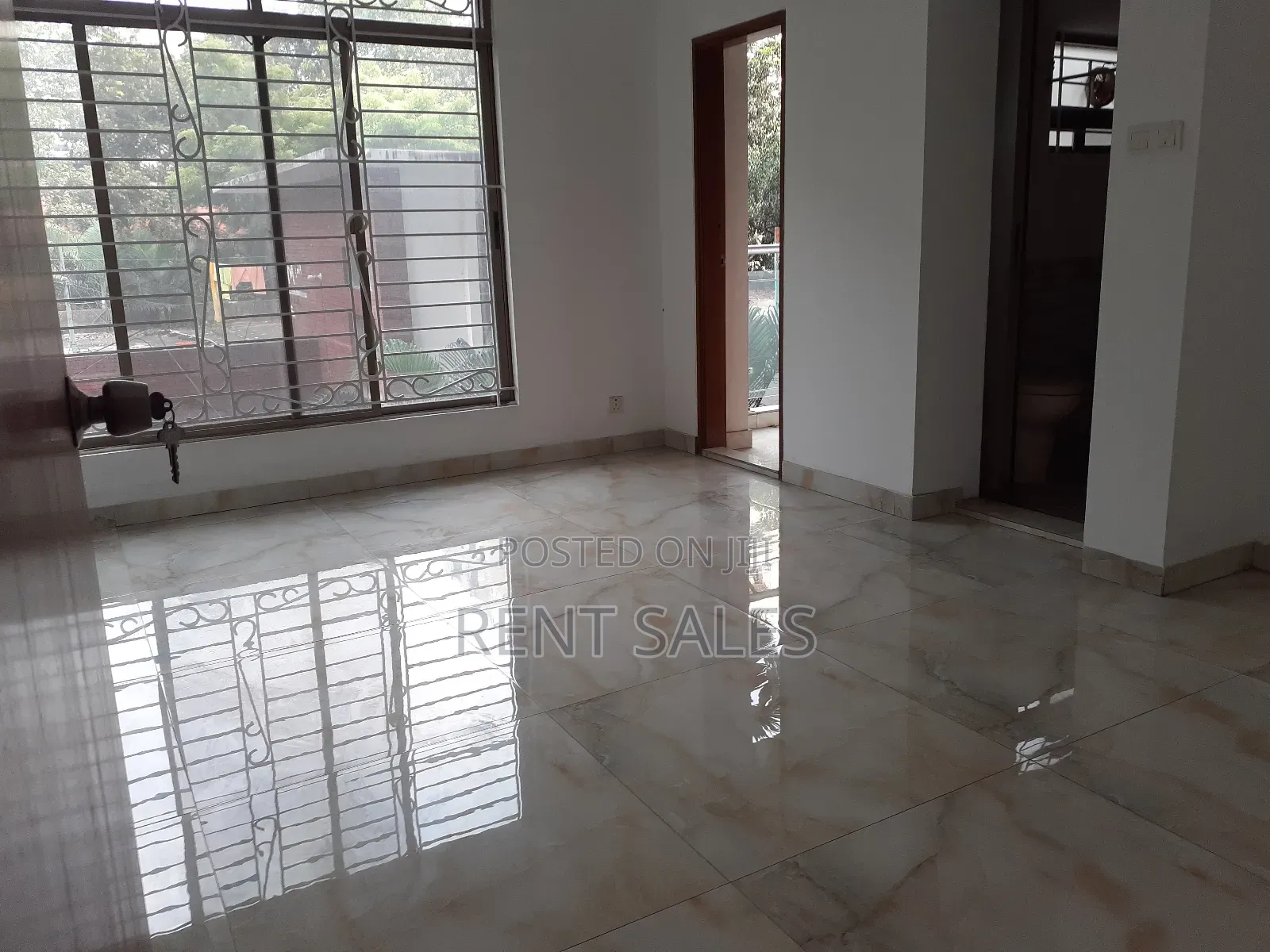 3 Floor Office for Rent This Building in Gulshan-2
