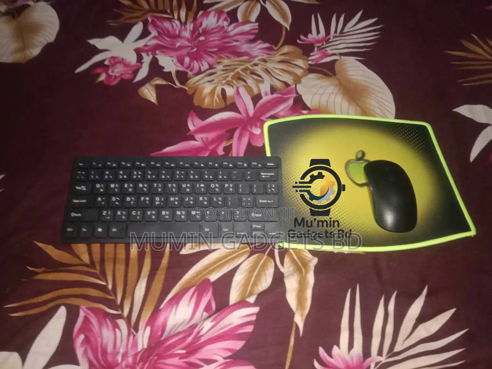 Mini Wireless Keyboard and Mouse With Dongles