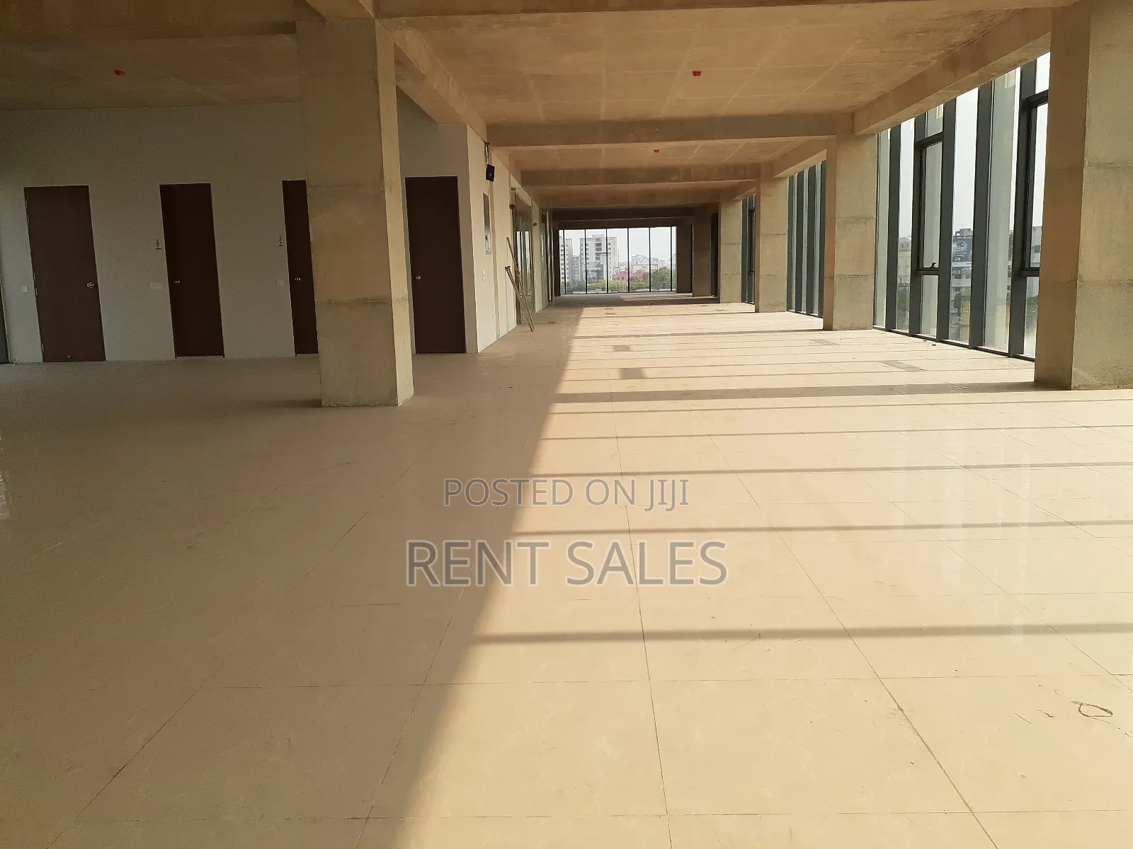 Restaurant 8400 Sq Rent in Gulshan-2