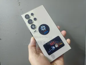 New Samsung Galaxy S24 Ultra 256 GB Gold