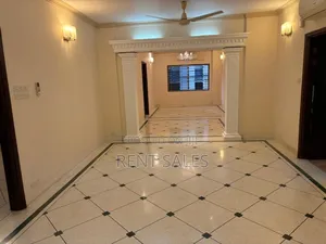 4bdrm Apartment in Gulshan for rent