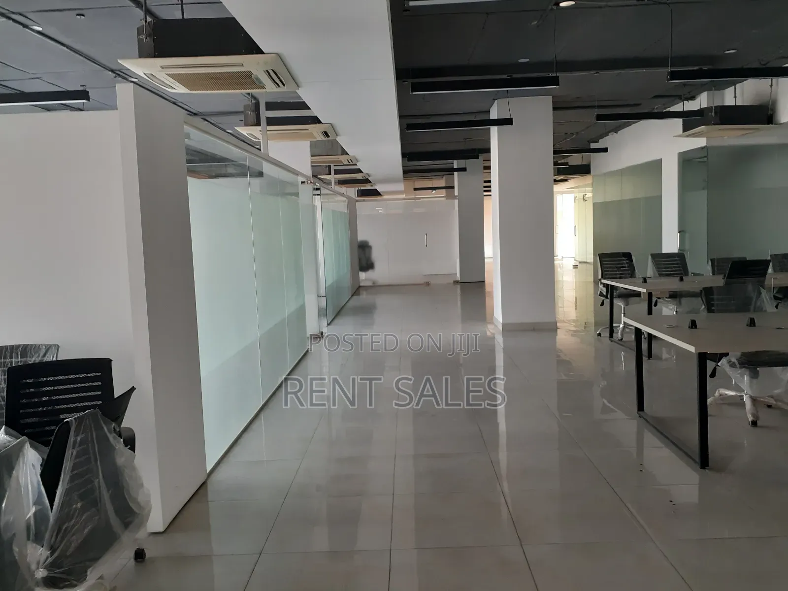 Commercial 3800 SQFT Office Space Rent in Gulshan Avenue