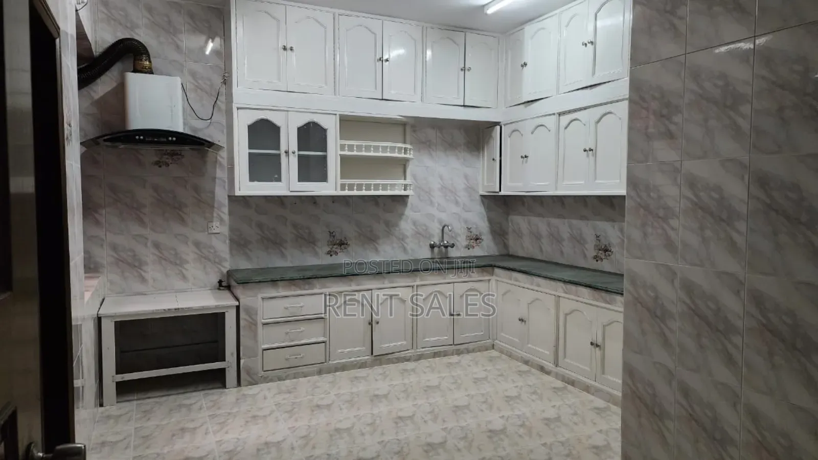 4bdrm Apartment in Gulshan for rent