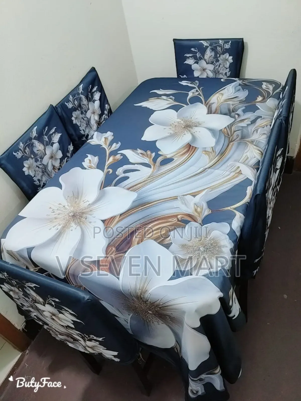 China Premium 3d Print Table Cloth Set