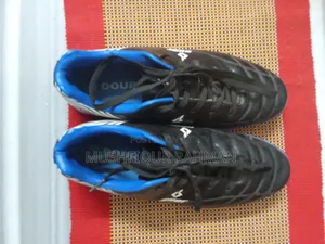 Photo - Shot Football Turf