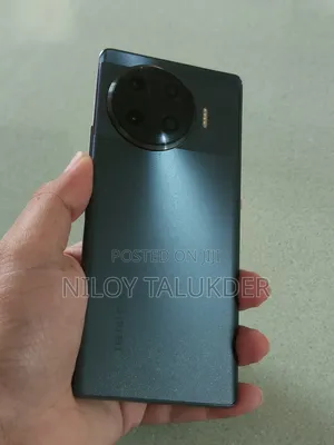 Photo - Tecno Spark 20 Pro Plus 256 GB Black