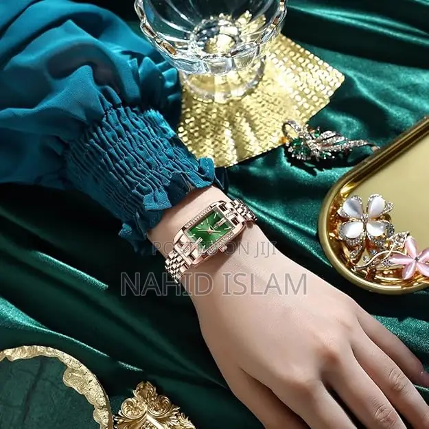 Poedagar Luxury Fashion Women Watch