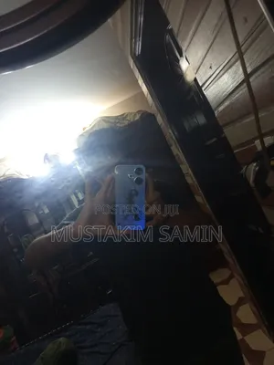 Photo - New RED Hydrogen One 256 GB Red