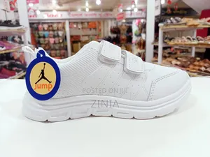 Photo - Jump Lightweight School Shoes.