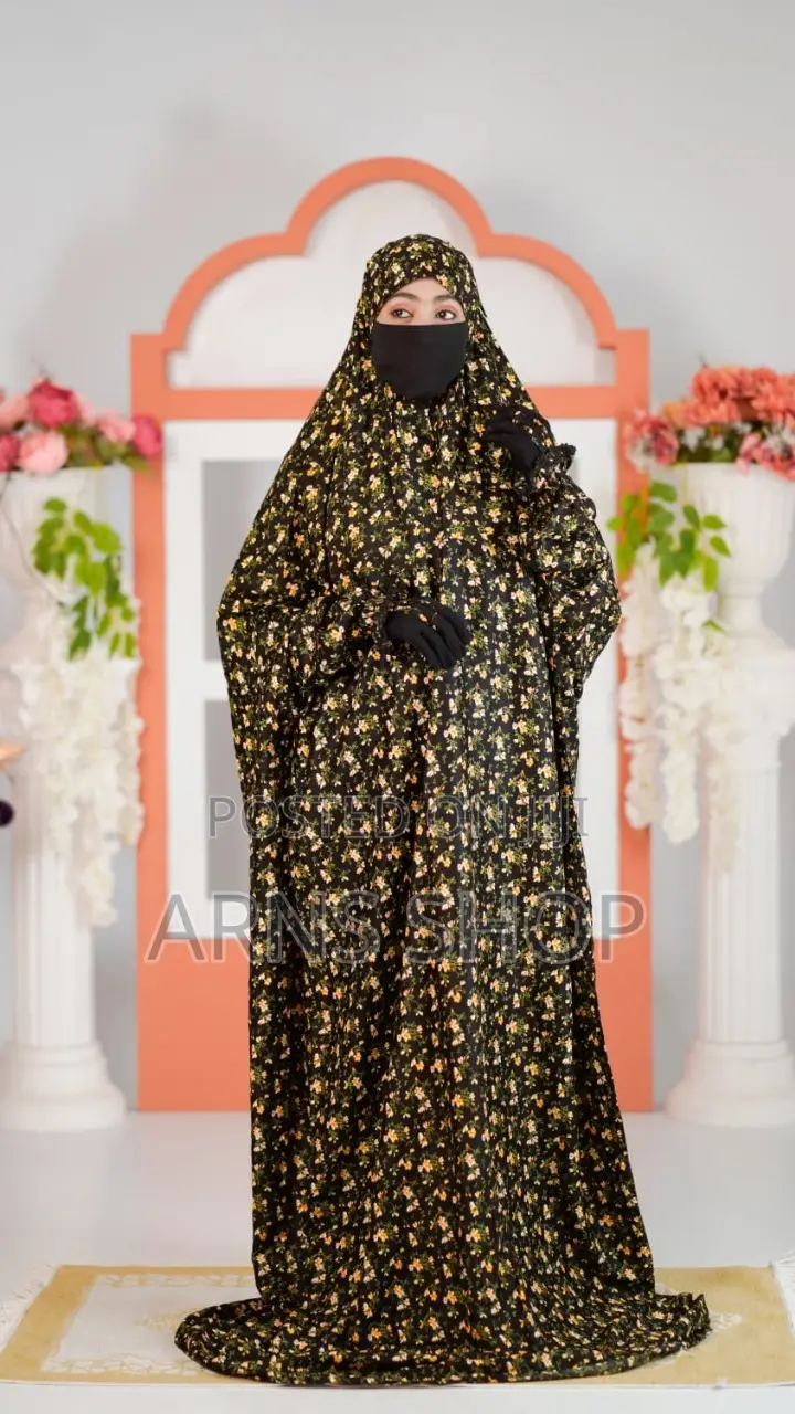 Salah Long Khimar