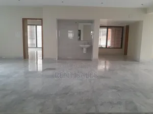 5bdrm Apartment in Gulshan for sale