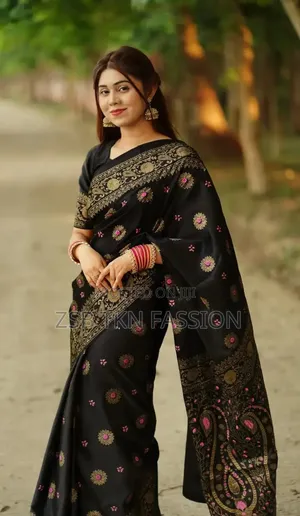New Collection Saree With Blouse Piece Free
