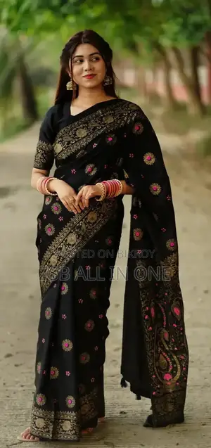 নতুন কালেকশন শাড়ি সাথে ব্লাউজ পিস ফ্রি
