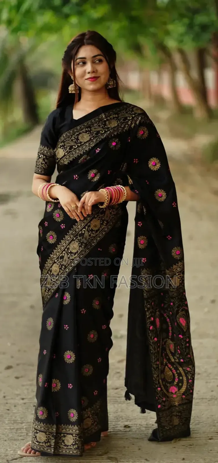 New Collection Saree With Blouse Piece Free