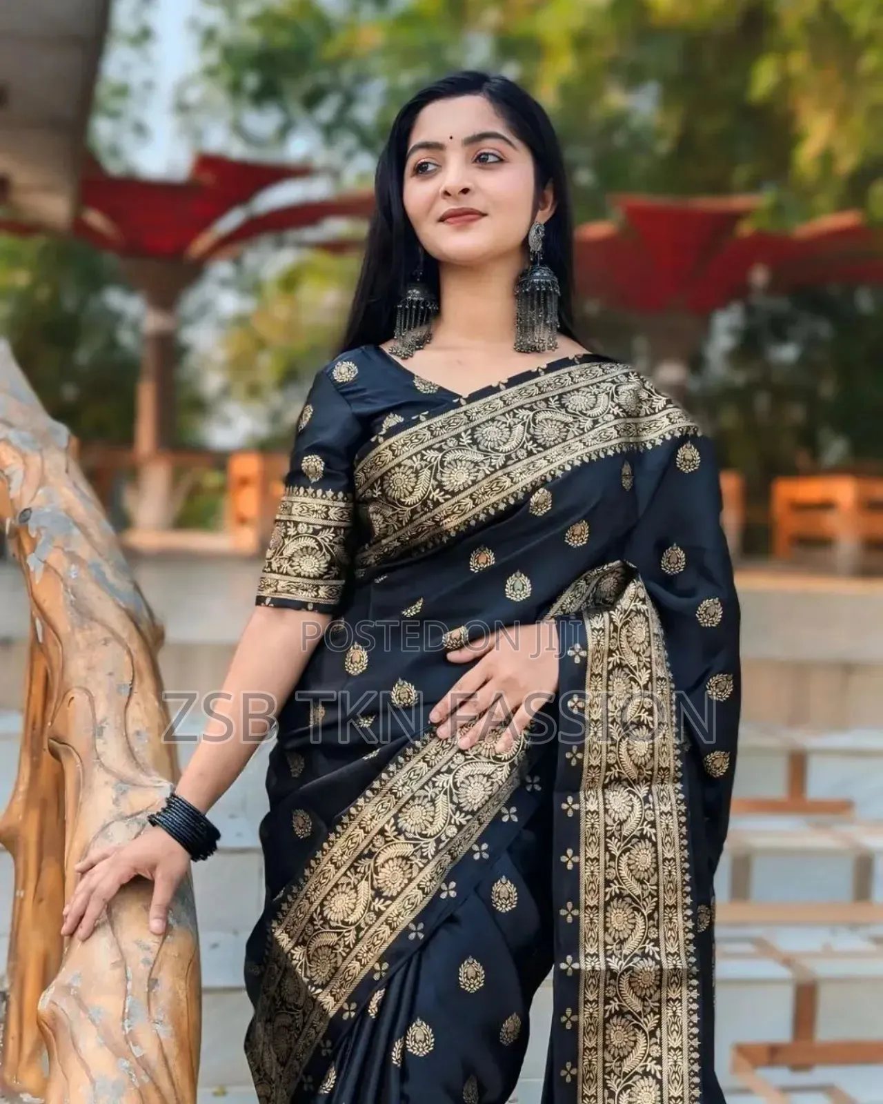 Hit Collection Saree Whit Blaus Pis.