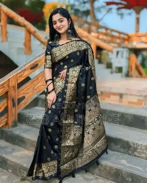 Hit Collection Saree With Blouse Piece.