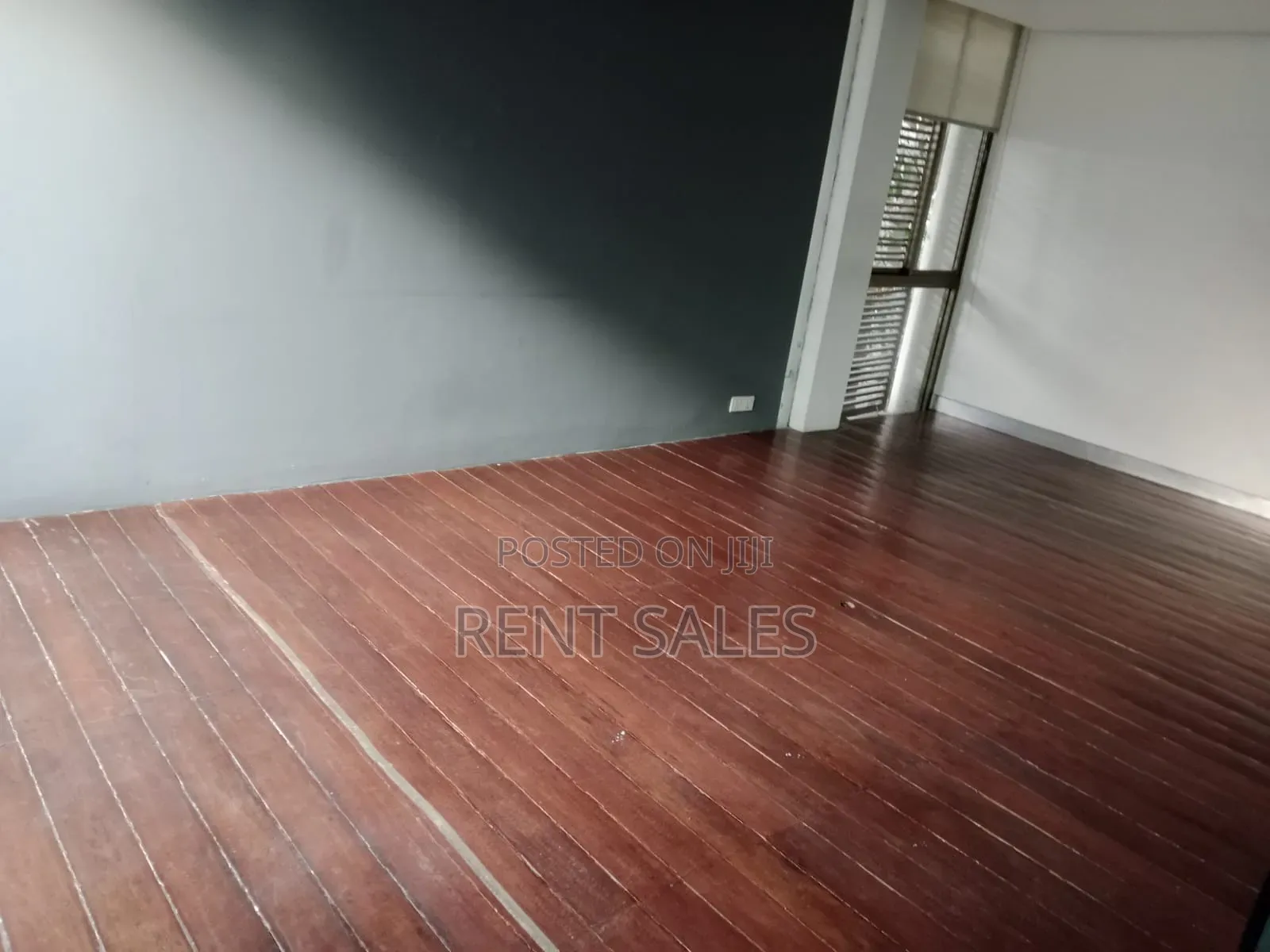 Triplex 9000 SQFT Indipendent House Rent in Gulshan-2 North