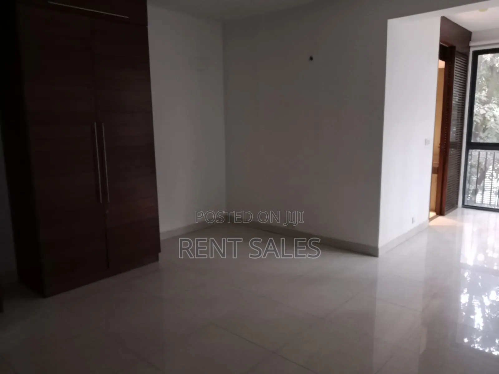 Triplex 9000 SQFT Indipendent House Rent in Gulshan-2 North