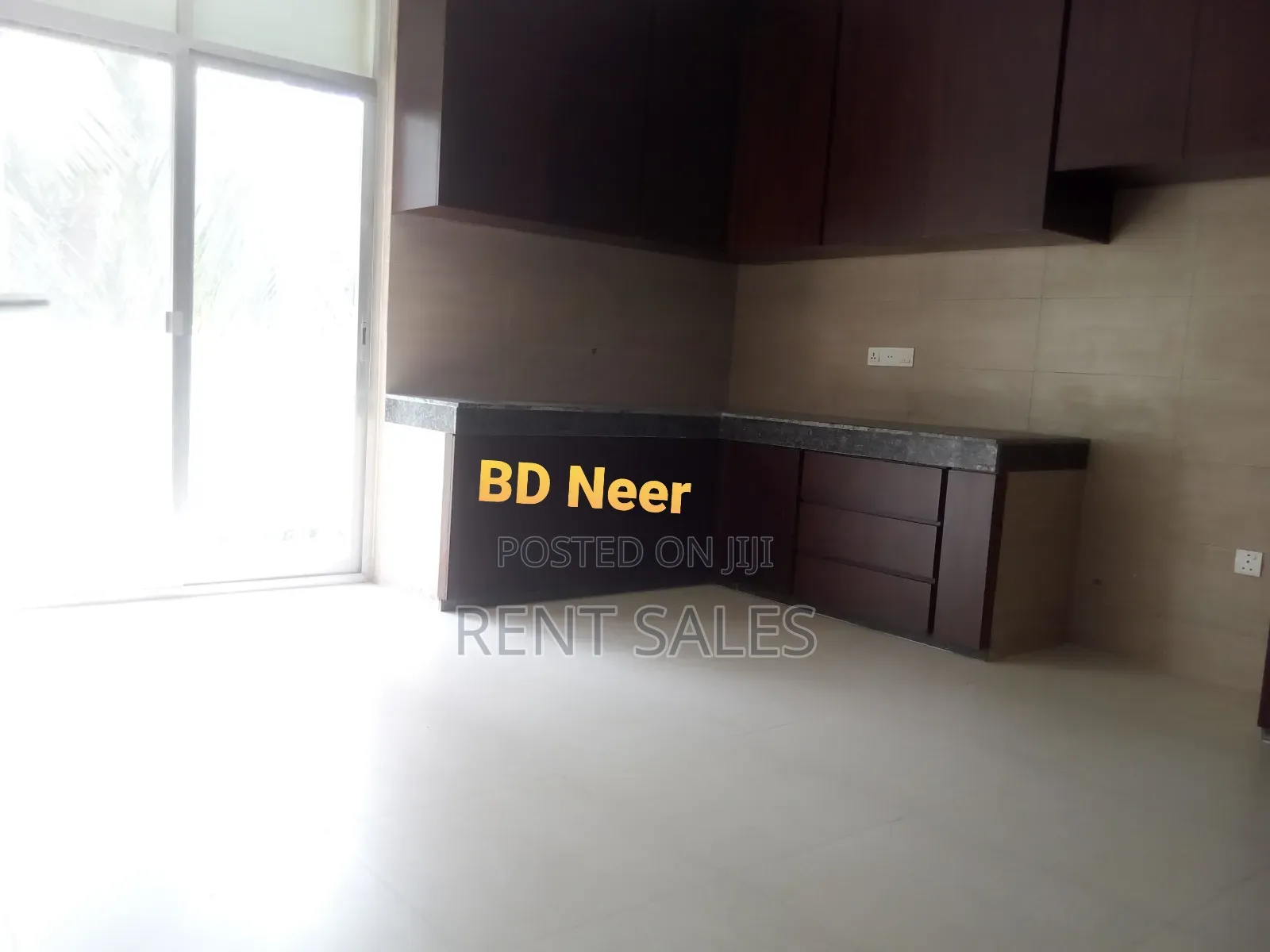 4bdrm Duplex in Gulshan for rent