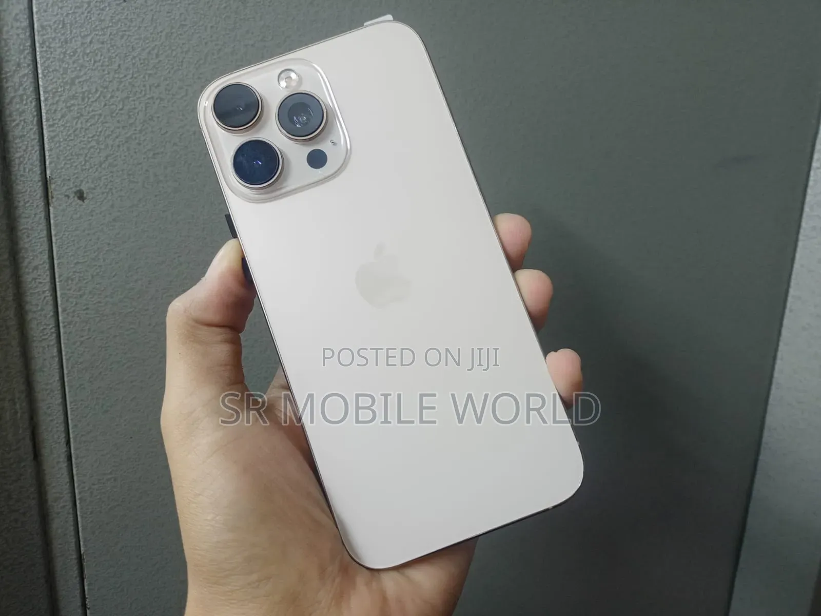 New Apple iPhone 16 Pro Max 256 GB Gold