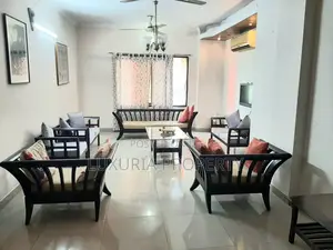 Furnished 4bdrm Apartment in Gulshan for rent