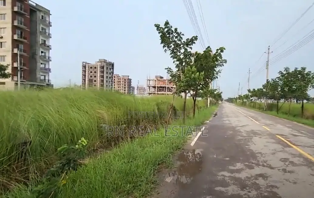 N Block, 5 Katha, North Face in Plot Sale, Bashundhara R/A