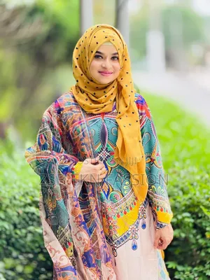 Photo - Digital Print Readymade Three-Piece Set of Cherry Silk Fabri