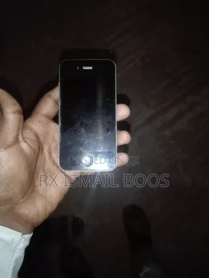 Apple iPhone 4s 16 GB Black