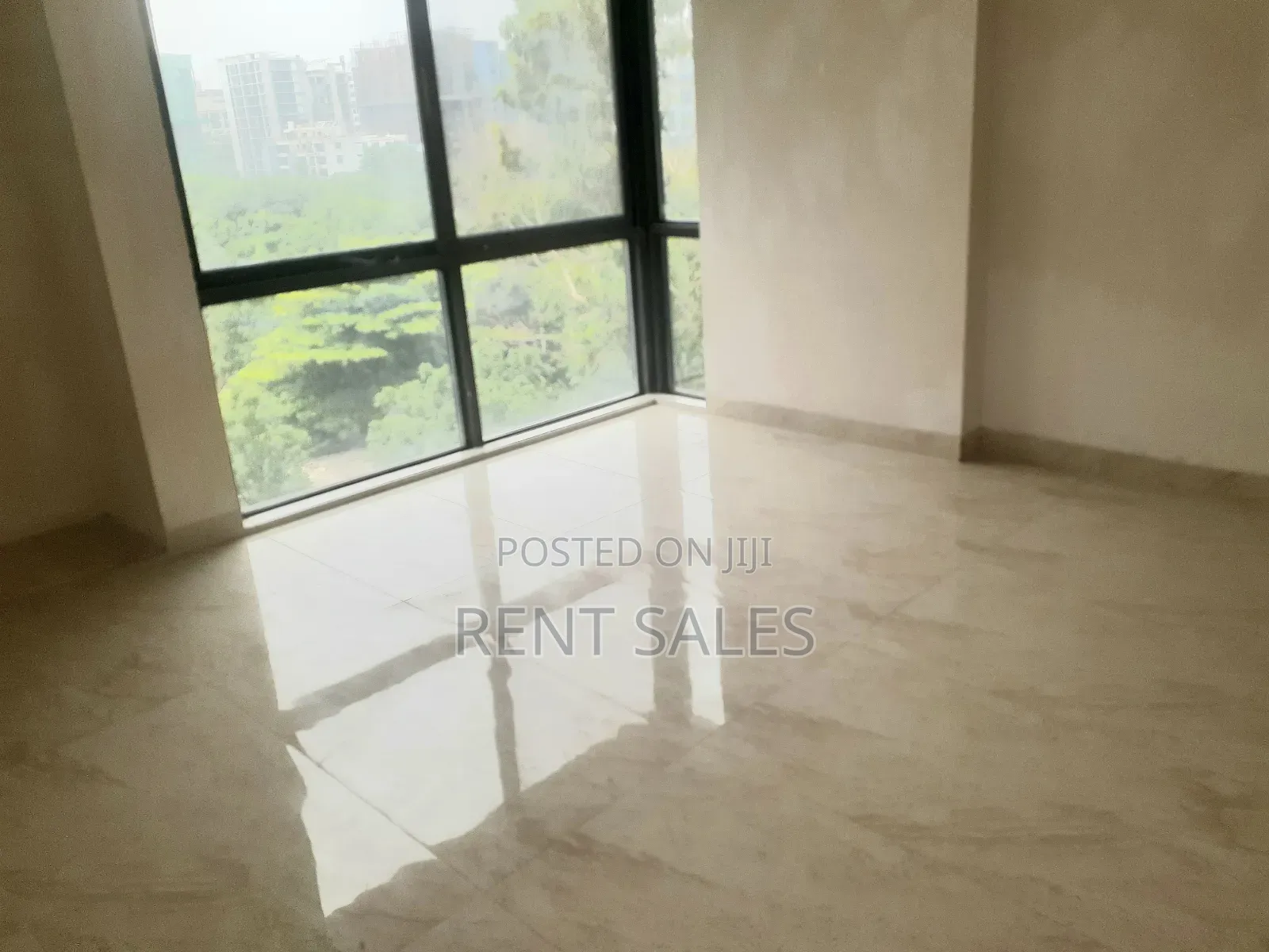 4bdrm Apartment in Gulshan for sale
