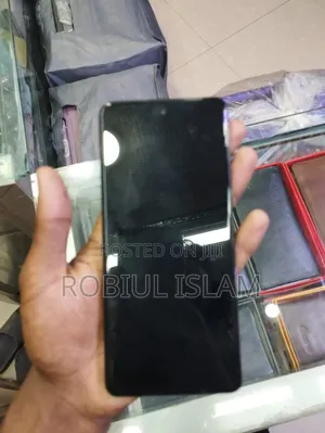 Photo - Tecno Spark 20 Pro 256 GB Black