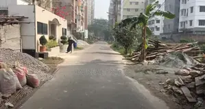 Urgent Plot Sale, L Block, 3 Katha, South Face, Bashundhara