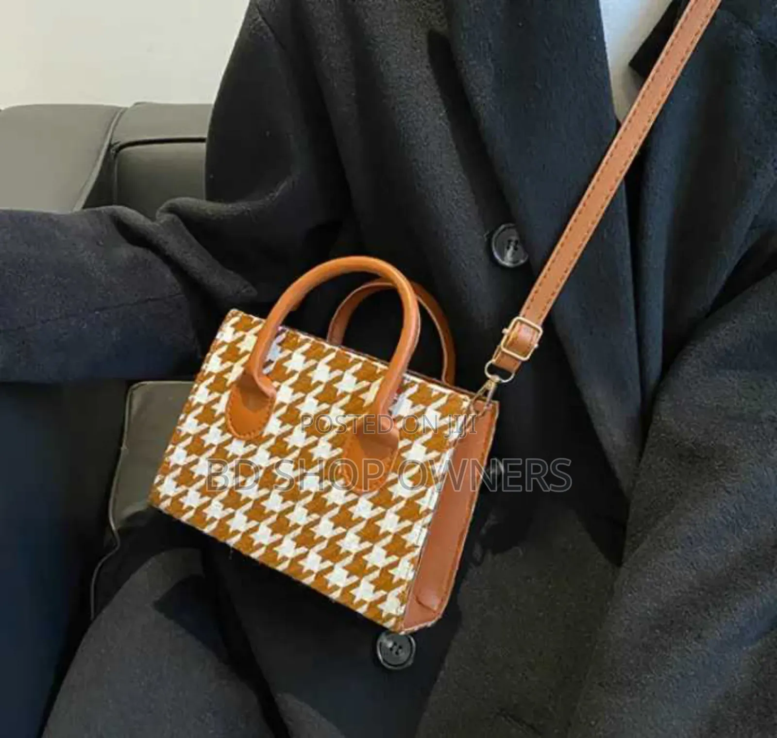Women Stylish Check Handbag for Ladies