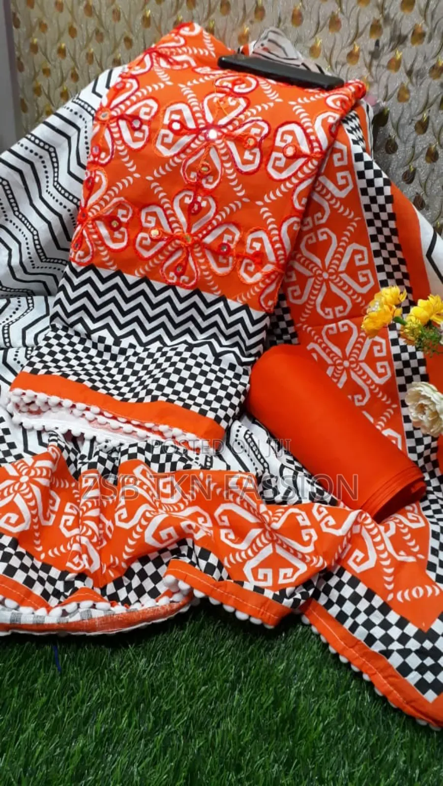 Aari Work Cotton Three-Pis.