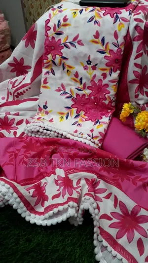 Aari Work Cotton Three-Pis.