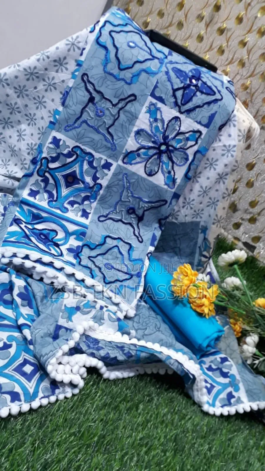 Aari Work Cotton Three-Pis.